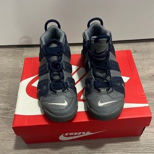 nike-air-more-uptempo-bp-dm3318-009